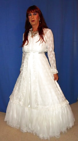 Mandytv1 sexy tranny bride
 #30771135