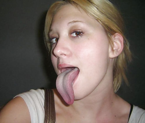 Teen Tongue Cum Targets #26016393