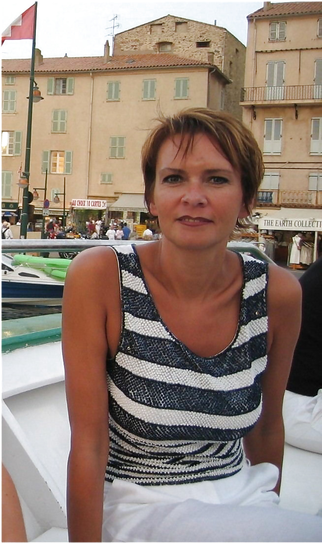 Just a gorgeous milf
 #29418973