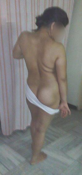AN Indian Aunt Exposing Her Great Assets Nice Pics #24854485
