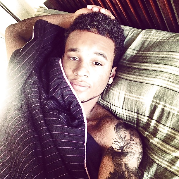 ¡Estrella del rock yo!
 #28016821