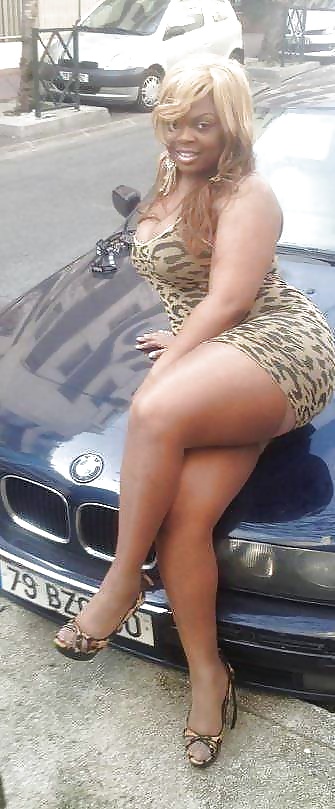 I love taking pics of Thickness & Curves #35384103