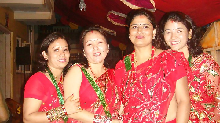 Sexy Nepali Mutter Sabita Thapa #39609206