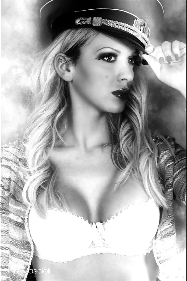 ベルギーのポルノ女優Juliax
 #25521107