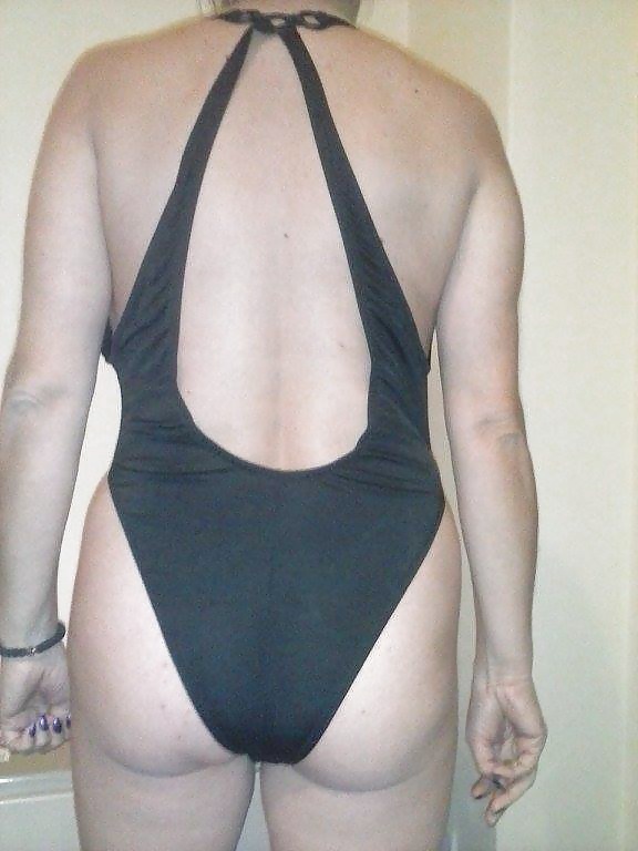 Noticias bikini
 #26118339