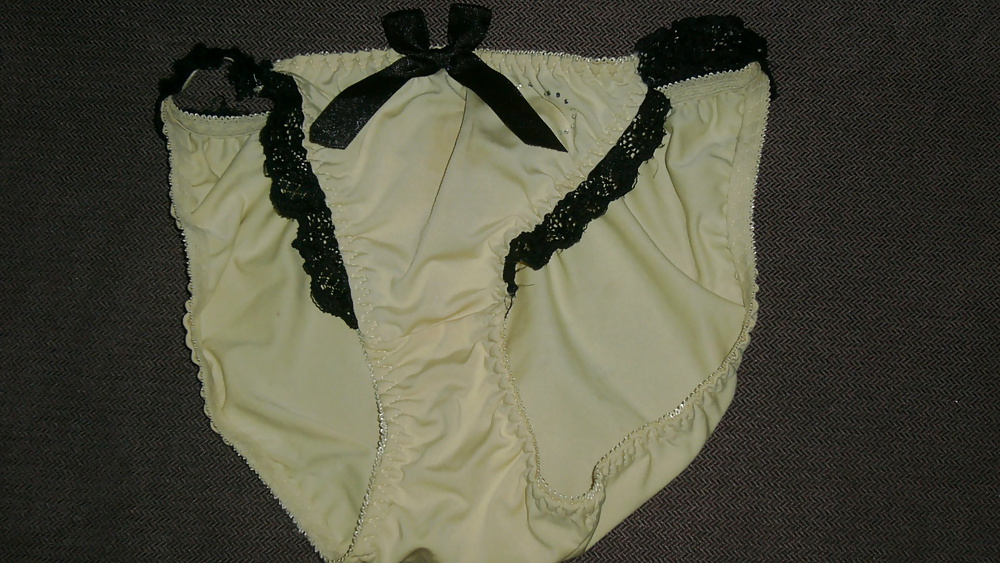 Sri lankan mom's underwears #32804994