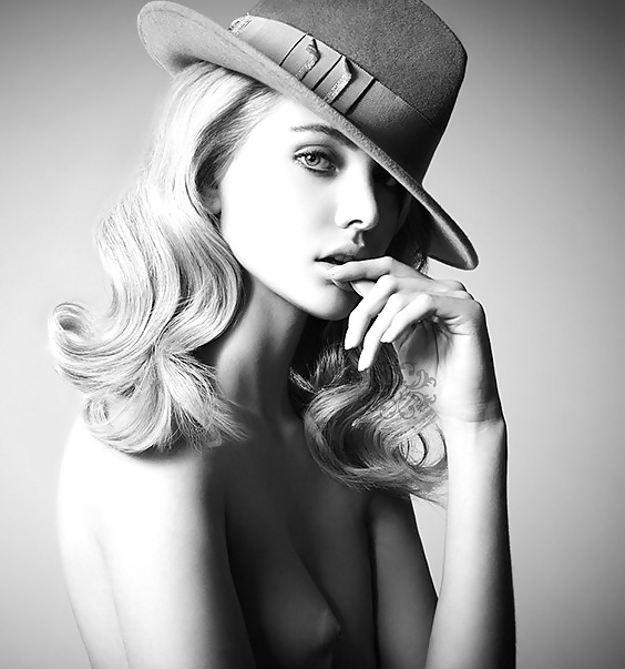 Perfect Storm - Beautiful Ladies In Their Hats #30169496