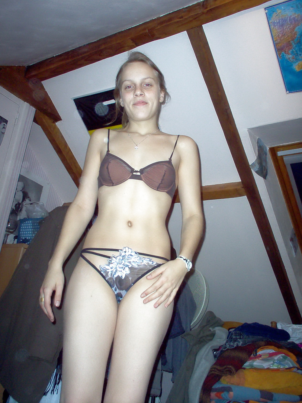 Foud on the Web : Amat25 #33617801