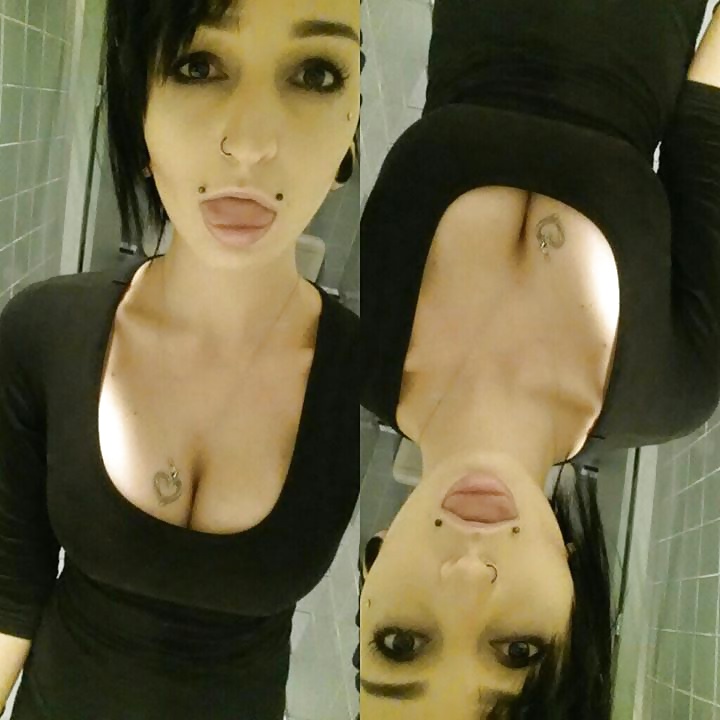 Escena de chicas, y punto.
 #39073073