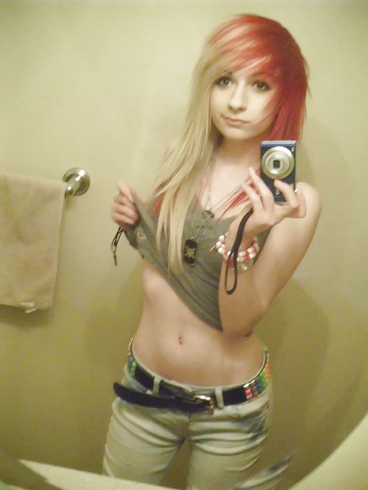 Escena de chicas, y punto.
 #39073402