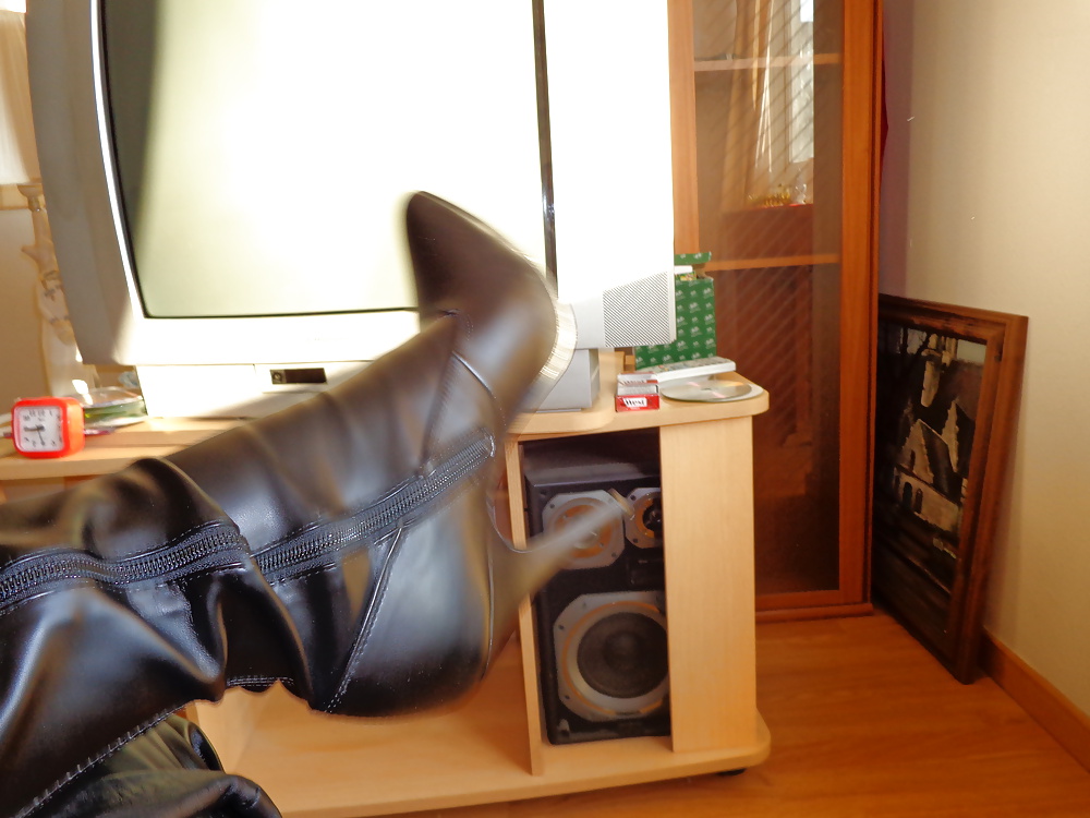 Mis botas
 #39880695