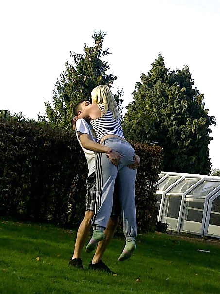 フェイスブックガール
 #28529318