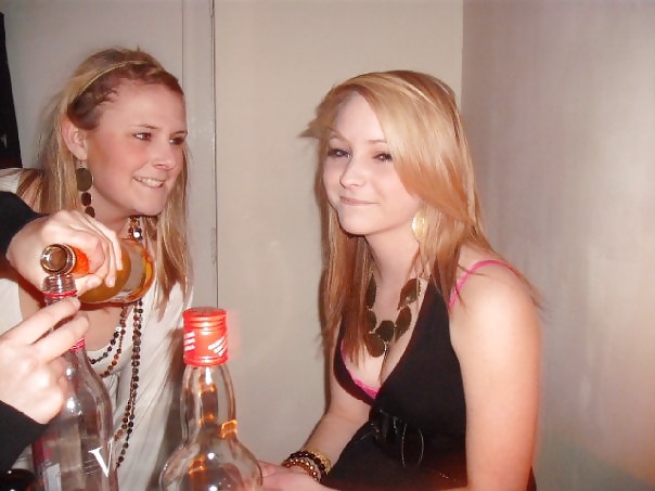 フェイスブックガール
 #28529369