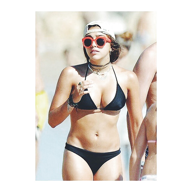 Lourdes Leon Bikini-Kollektion (seltener Fotos Von Diesem Sommer) #32664294