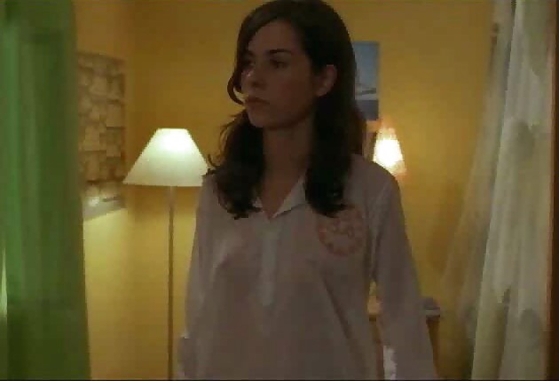 Nora tschirner
 #34388639