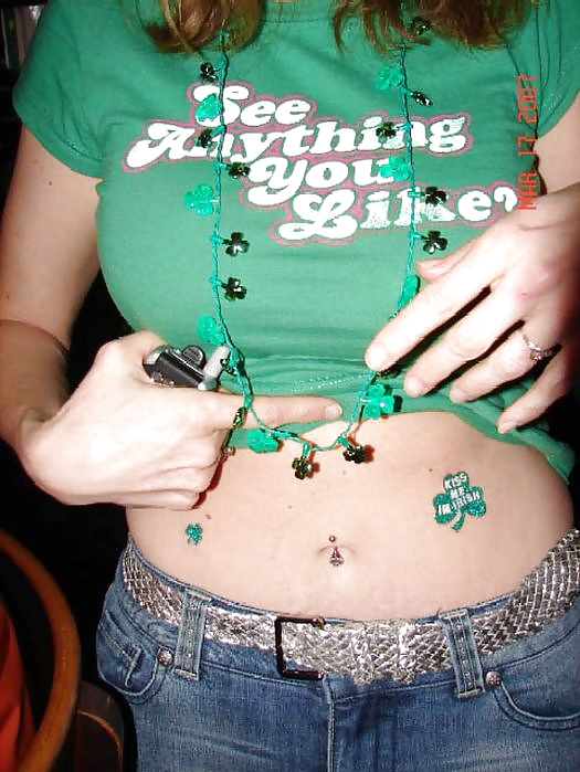 Hot Vollbusige Irish Mädchen - St. Patrick Tag #24898884