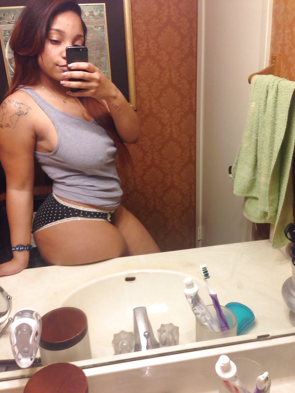 Thick Black Girl Selfie #31417535