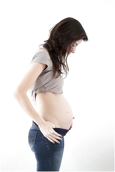 Blandine v enceinte 4
 #22952739