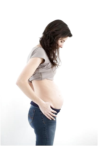 Blandine v enceinte 4
 #22952745