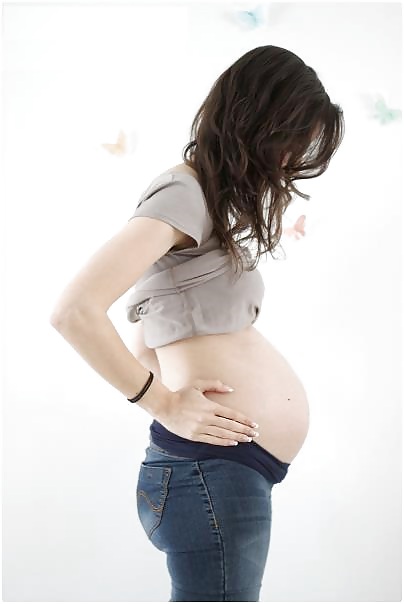 Blandine v enceinte 4
 #22952770