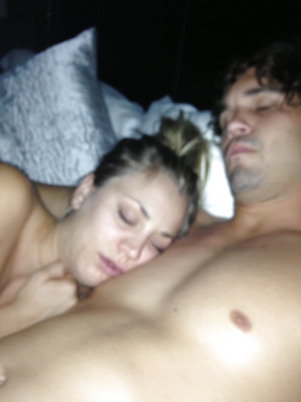 The Fappening 2.0 - Kaley Cuoco  #31104803