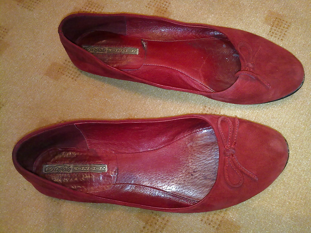 Putain Ballerines De Buffle Rouge Fortement Usés #30287384