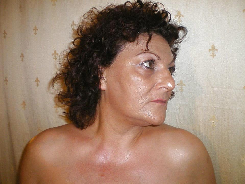 Pamela matura italiana busty
 #36520267