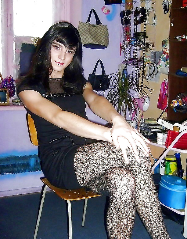 Crossdressers & Ladyboys: no-nude but erotic #23261280