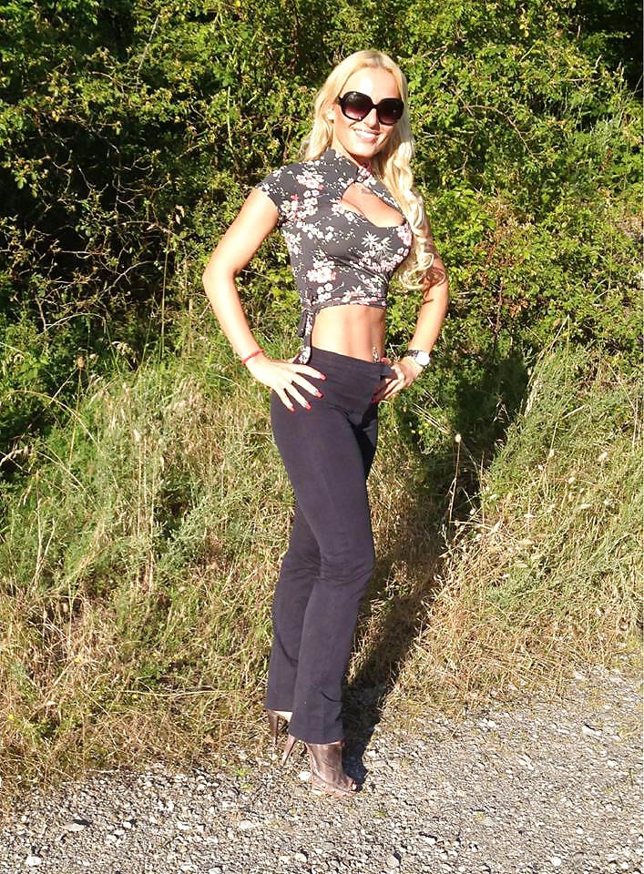 Zorana vuckovic
 #28074484