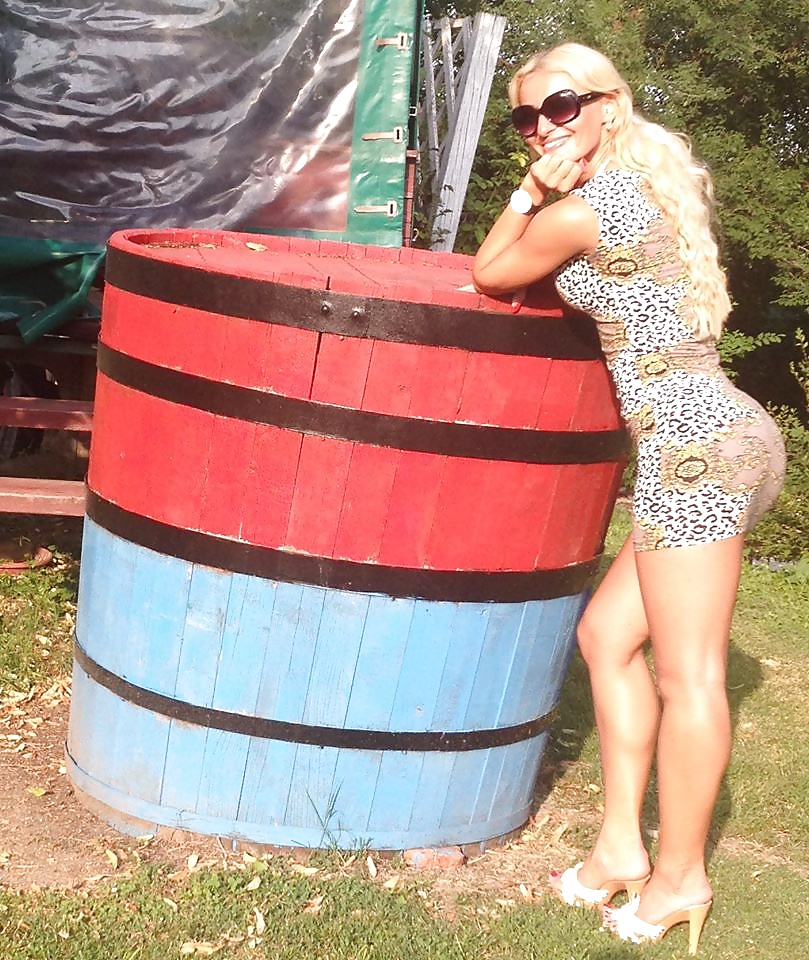 Zorana vuckovic
 #28074760