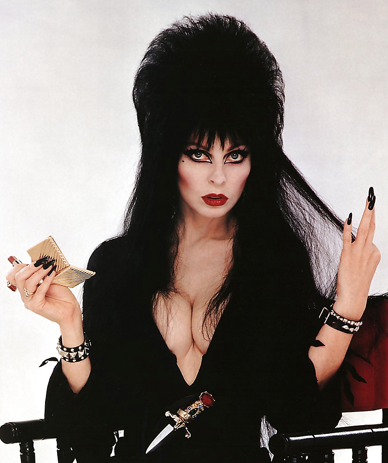 Elvira:padrona del buio
 #32231008