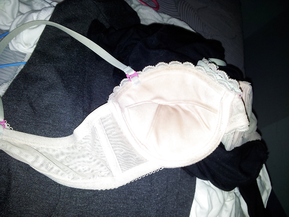 Masturbating sister's bra while she take shower #35359369