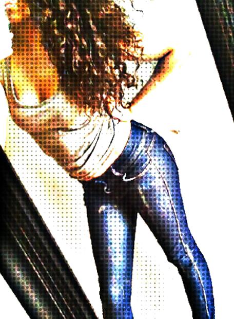 Hot brunnetes teens
 #35370439