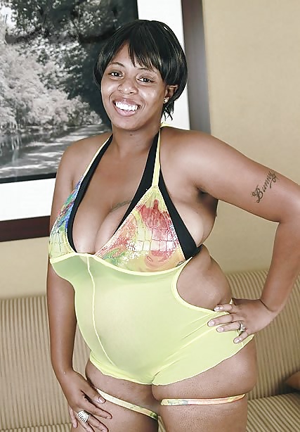 Busty BBW Ebony Bunny 36 L pregnant #38697801