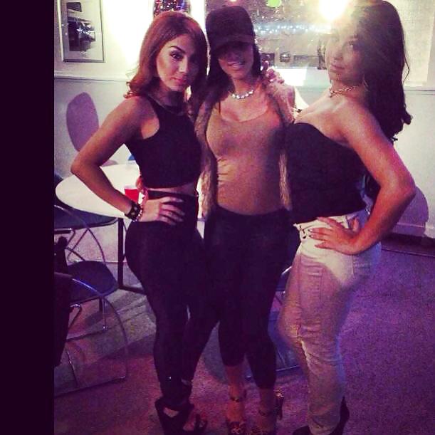 How would you DOM these 2 latinas, dirty abusive comments! #36493099