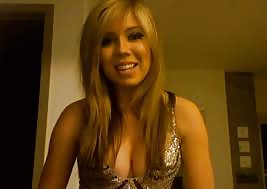 Jennette mccurdy
 #27161852