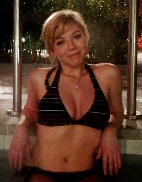 Jennette mccurdy
 #27161878