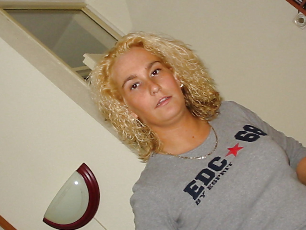 Esposa expuesta 55
 #27185122