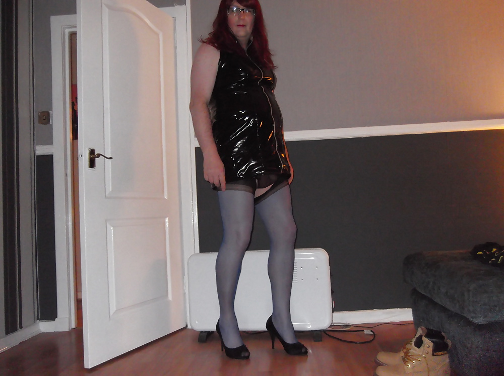 Nuevas fotos ligeramente traviesas 
 #40680501