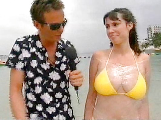 Reifen Berühmtheit Alex Jones (37) #38614468