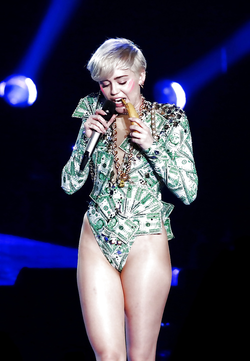 Miley cyrus（マイリーサイラス
 #32805203