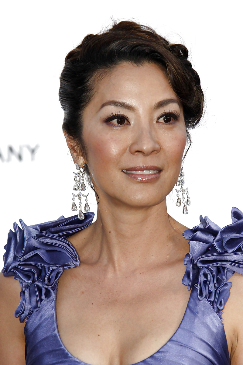 Let's Jerk Off Over ... Michelle Yeoh (Chinese Actress) #26075734