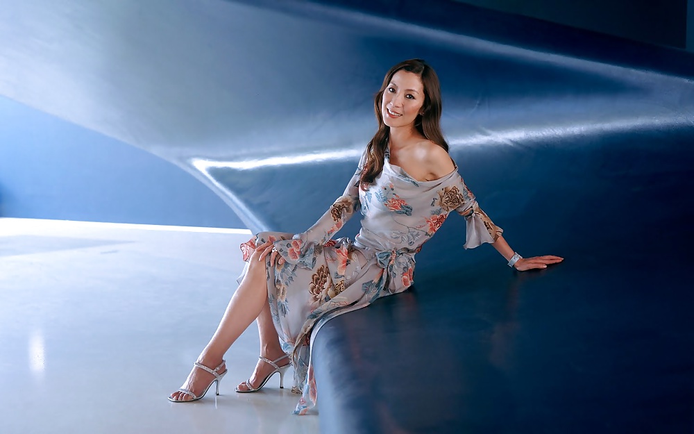 Let's Jerk Off Over ... Michelle Yeoh (Chinese Actress) #26075842
