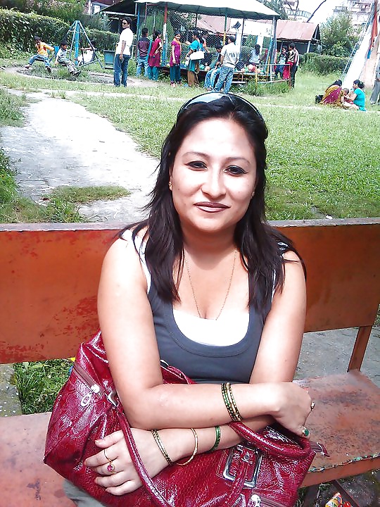 Mamá nepalí sexy (mrs joshi)
 #39594323