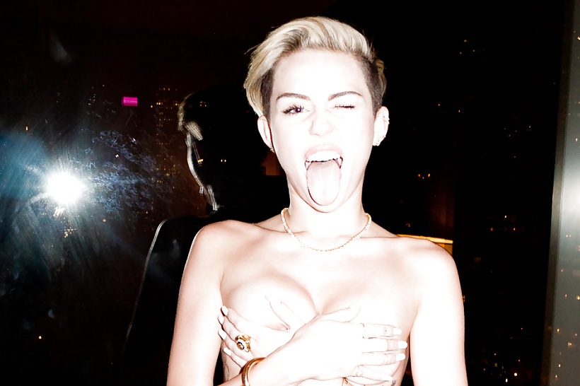 Miley Cyrus Pour Saccadés #25669447