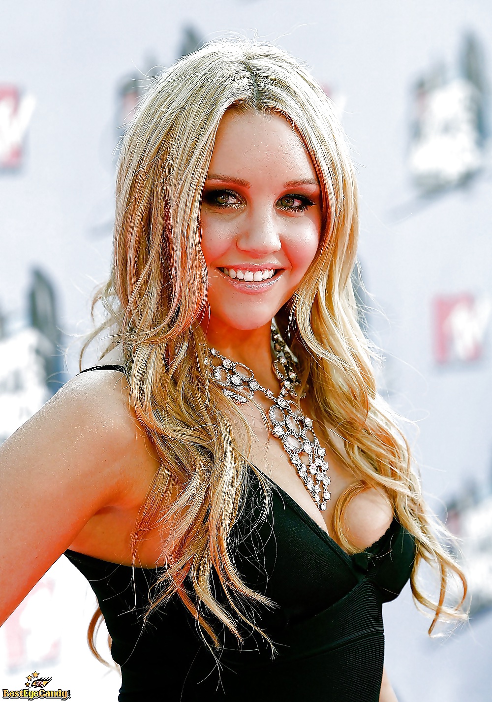 Amanda Bynes Mega Collection #27719186