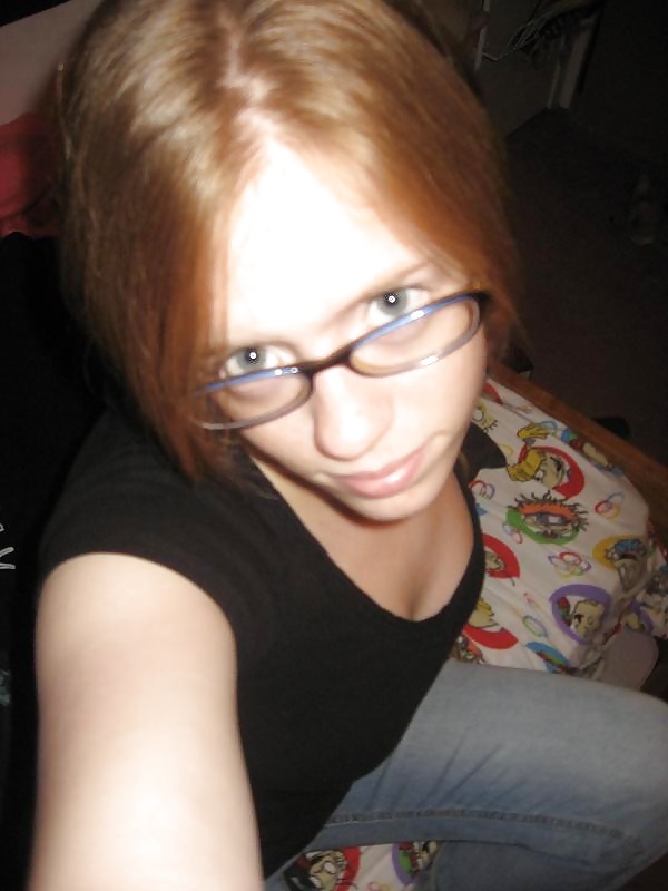 Katelyn G. 18yo in the pics. 24yo now. From Maryland #32176906