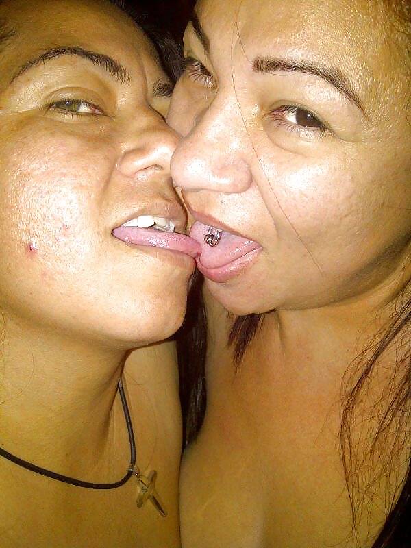 Mami rica, madura.  #36813662