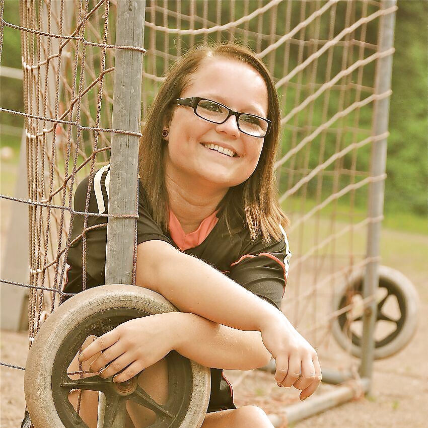 Noch Eine Cousine :-)  #32740295