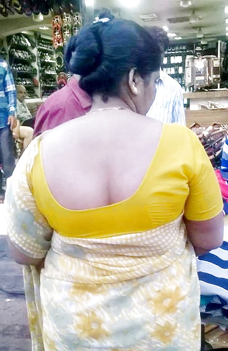 Blusa espalda de madres indias
 #40569327